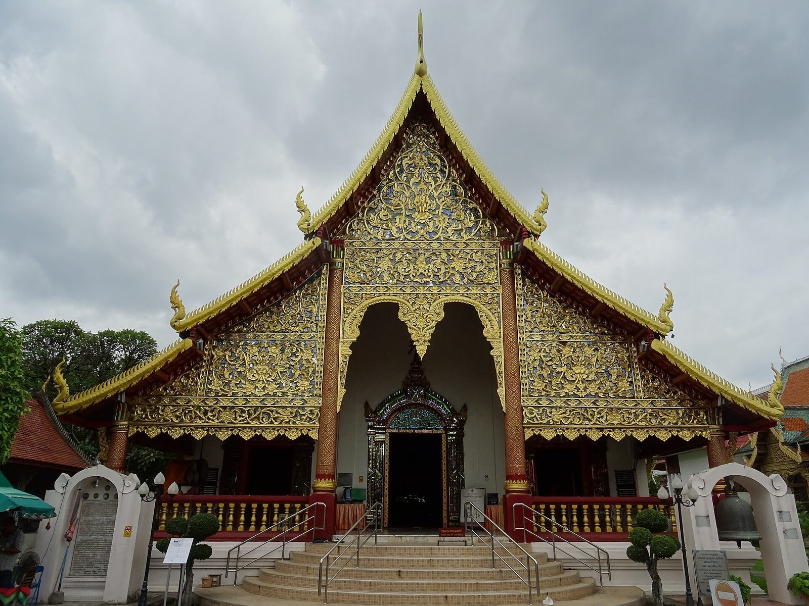 Wat Chiang Man — stadens äldsta tempel